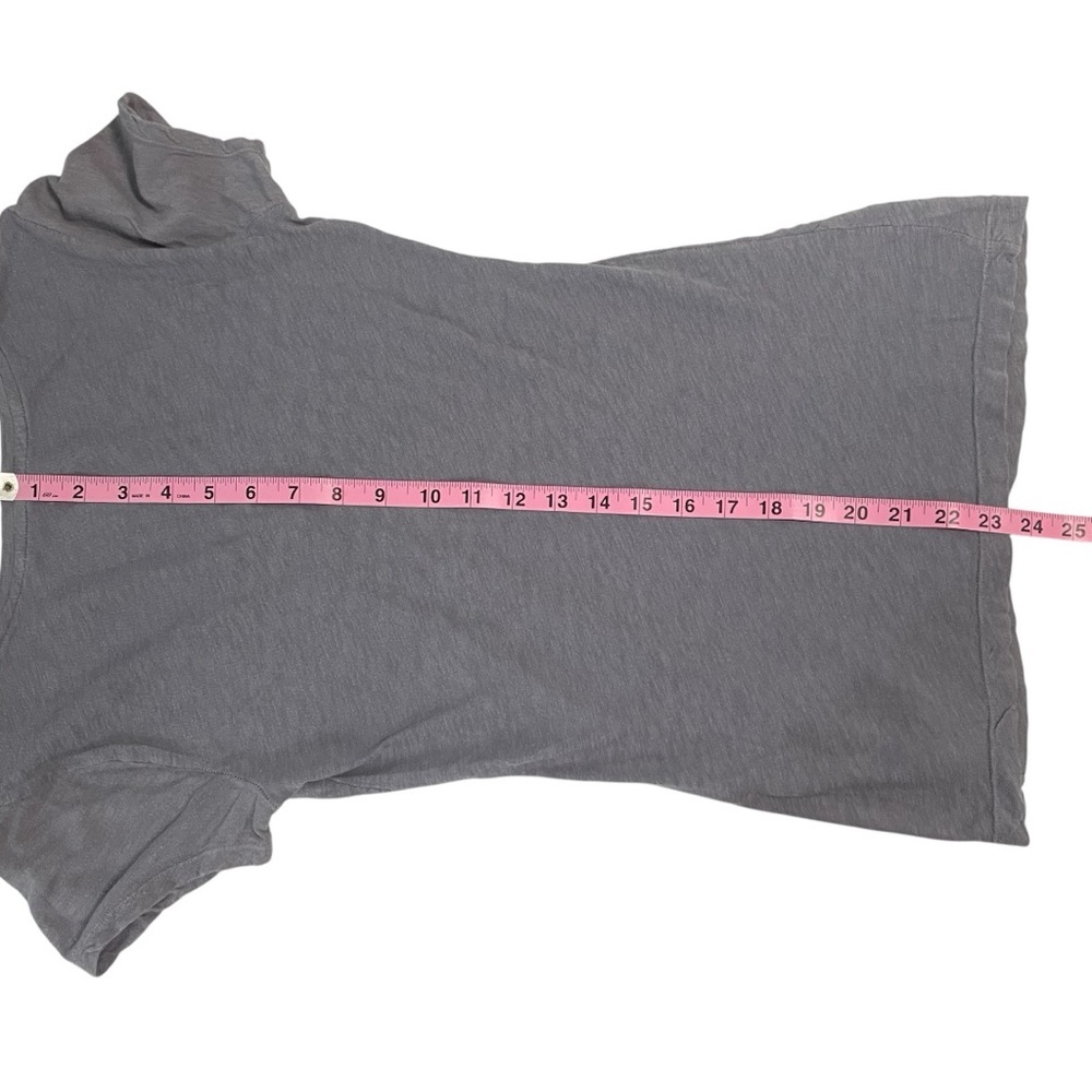 American Eagle Outfitters Vintage Gray and Brown Graphic Tees. Set of 2 - Picture 13 of 13